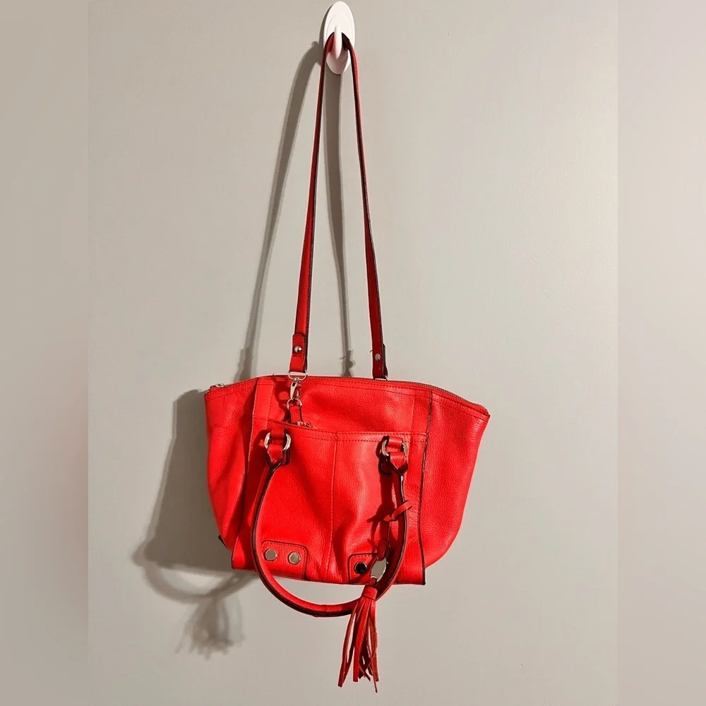 TIGNANELLO CORAL COLORED HANDBAG